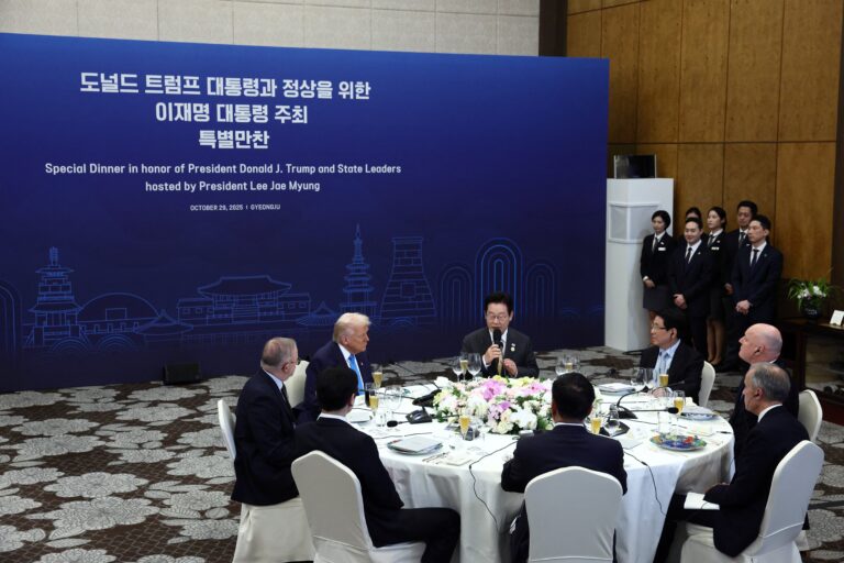 2025-10-29t094524z-257152069-rc2llhai5rhw-rtrmadp-3-usa-trump-southkorea-1-