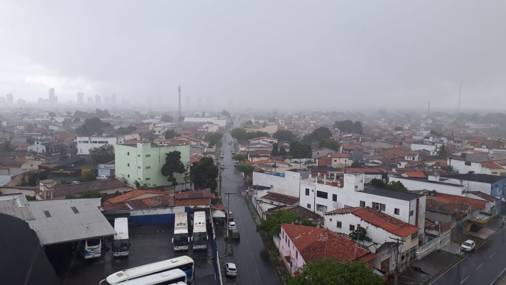 chuva-feira-2