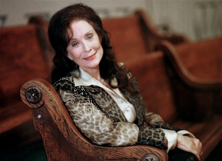 loretta-lynn4