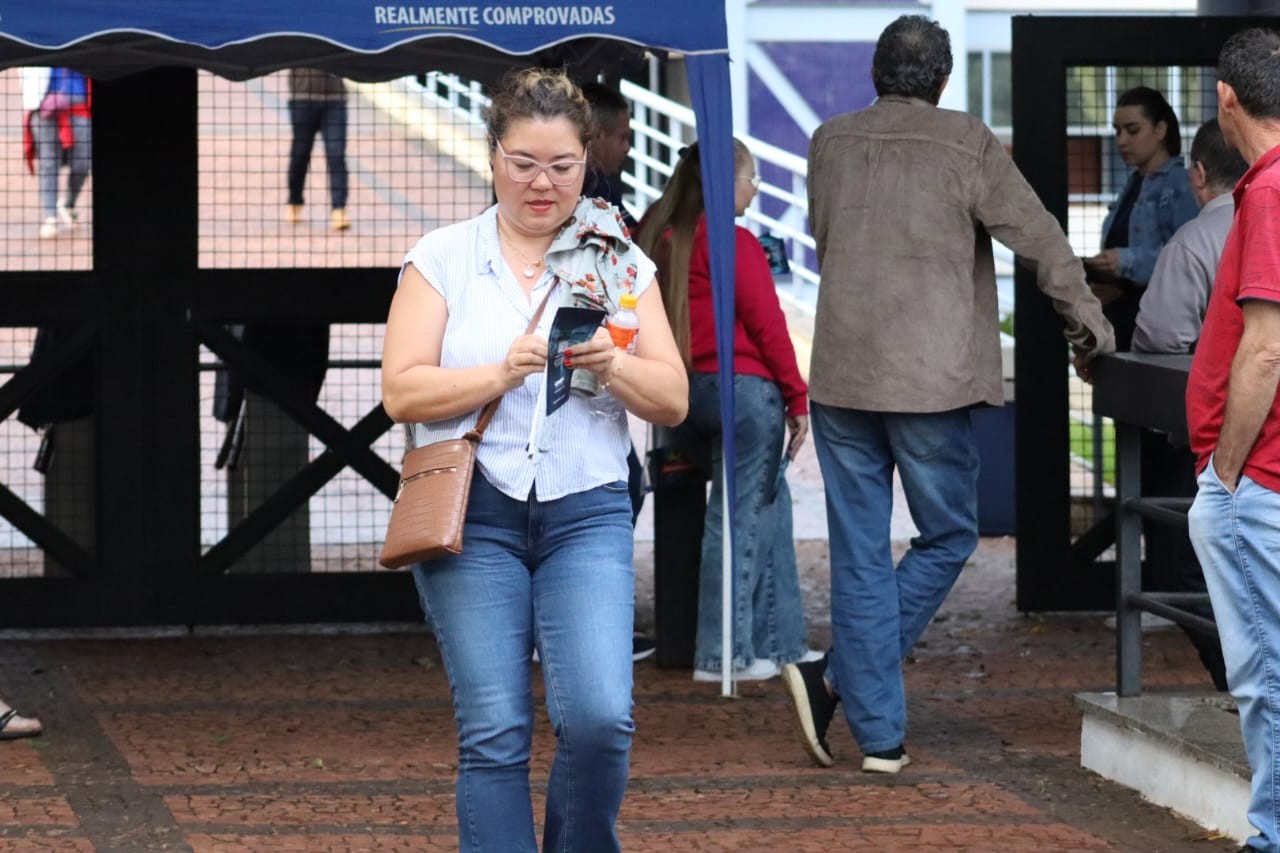 whatsapp-image-2025-11-02-at-172502