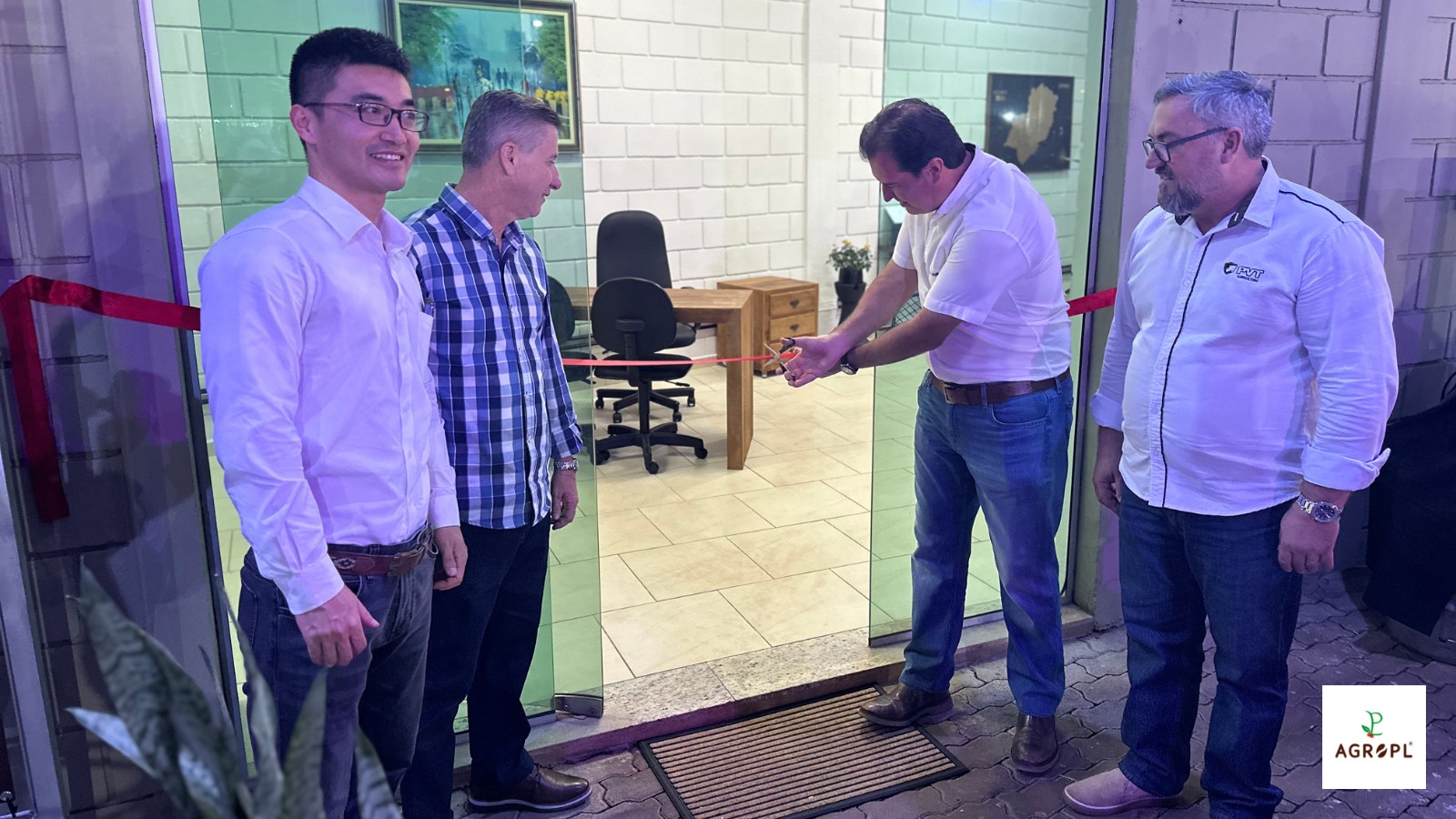 corte-da-faixa-com-logo-1600x900-1