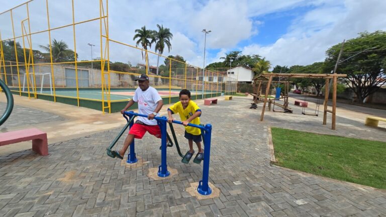 praca-do-jaragua-aroldo-de-jesus-e-o-neto-1-